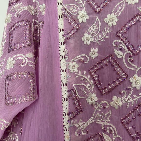 Purple and White Patterned Dress - Picture 3 of 11